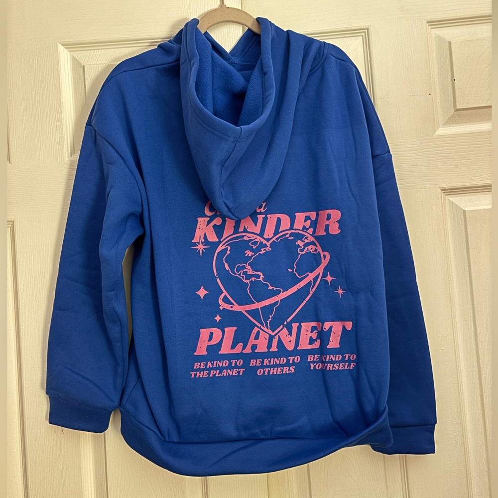 create a kinder planet hoodie - Picture 1 of 3